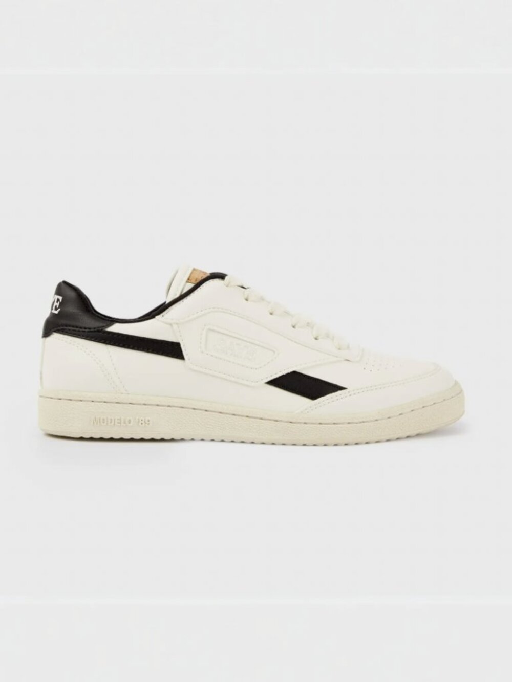 Saye M89 Icon Vegan Sneakers, Black, sz 39